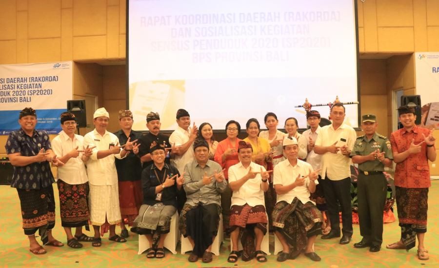 podiumnews.com-Sekda Bali Ajak OPD dan TNI-POLRI Sukseskan Sensus Penduduk 2020